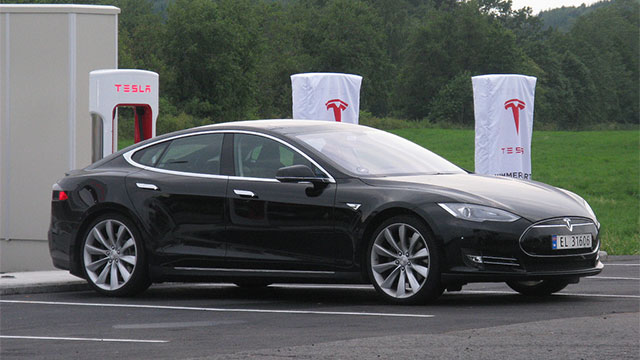 Service and Repair of Tesla Vehicles